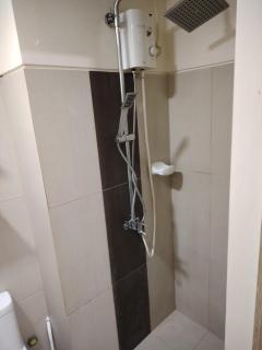 Affordable Breeze Residence unit 2118 - 6