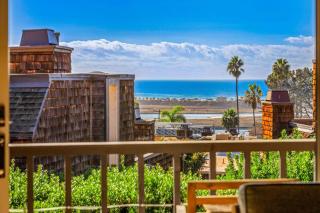 Coastal View at Torrey Pines townhouse - 1