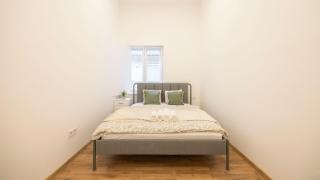 Central Located Grand Residence with 4 BEDROOMS - 1