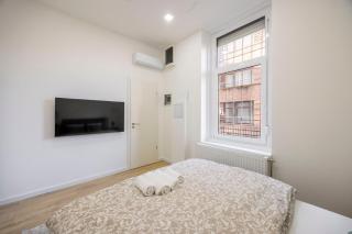 Central Located Grand Residence with 4 BEDROOMS - Budapeste - 5