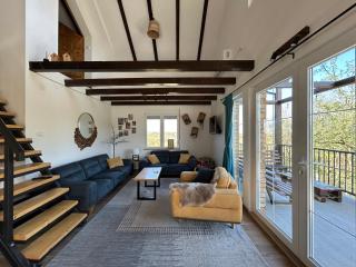 Lola hill house - - 9