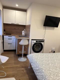Simple & Stylish Studio - Košice - 3