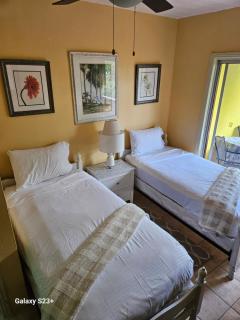 Caret Bay Tropical Retreat - - 6