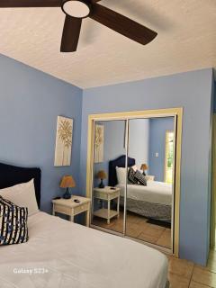Caret Bay Tropical Retreat - - 1