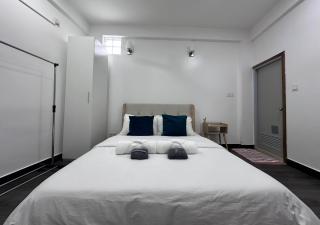 Riviera Cove - 1 bedroom apartment with living room & kitchen - 0