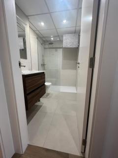 Moderno apartamento centrico con piscina y parking - Dénia - 9