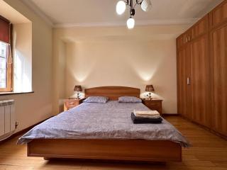 2Bedroom Apartment in Yerevan on Buzand Street,Near Republic Squere - Yerevan - 3