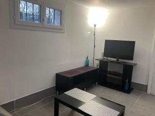 Grande chambre, Sdb partagée - 8