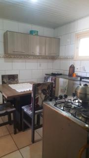 Apto de 1 dormitório com cama de casal,e um colchão extra,sala, cozinha e banheiro e wi-fi - Torres - 5