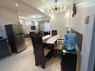 Studio & 2B - Volaire Suites - 5