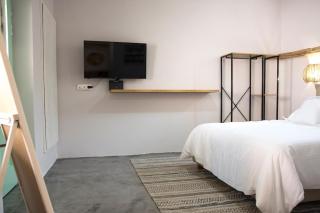 Urban Oasis Suite - Ermoupoli - 5