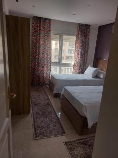 Elegant 3BR Furnished and Cozy - Madinaty - 3