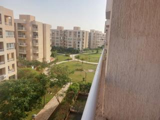 Elegant 3BR Furnished and Cozy - Madinaty - 1