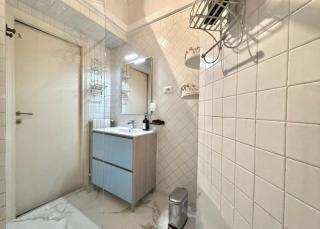 Lovely Piazza Navona apartment - 2
