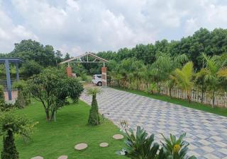 Charming Wooden Farmhouse with Large Swimming Pool - Alūr - 1