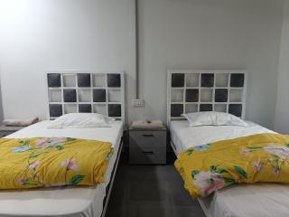 Jiya Mansion Guest house, Homestay - Guwahati - 2