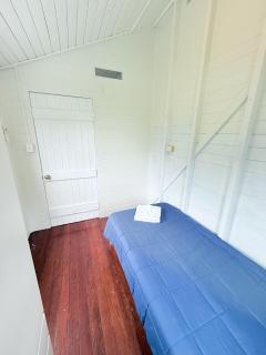 Beach accommodation with Shared facilities - Emu Park - 2