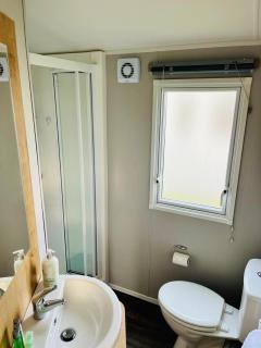 KEE Holiday Home Caravan - Great Yarmouth - 2
