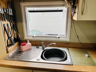 KEE Holiday Home Caravan - 5