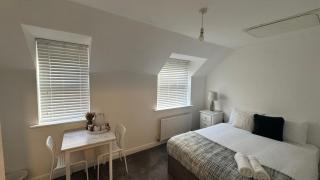Cozy Luxe - Bristol - 0