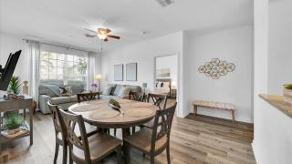 BF 2Bedrooms 2303 - 102 - 7