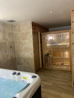 Courchevel Room avec jacuzzi et sauna privatif - Annemasse - 6