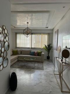 Prestige stay with swimming pool - 3