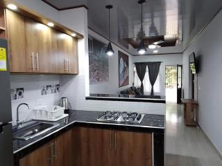 BONITA Y CÓMODA CASA DE 3 HABITACIONES EN cONJUNTO - 4