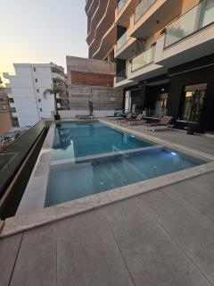 Seaview Luxury Apartment - Sarandë - 1