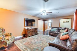 Less Than 1 Mi to Main St Berryville Spacious Family Home - 7