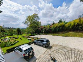 Hermosa Finca El Castillo - Excelente Ubicación Rionegro Marinilla - Rionegro - 4