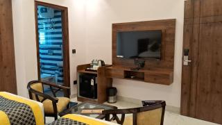 Emerald Suites - 5