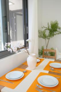 B2 Airport Adjacent Home - New Amenities & Fast Wi-Fi - 9