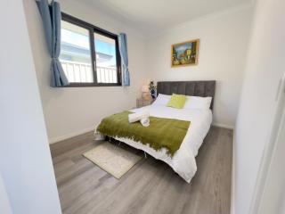 B2 Airport Adjacent Home - New Amenities & Fast Wi-Fi - 7