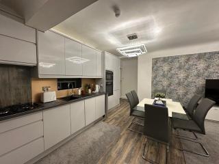 Kensington Apartment - London - 6