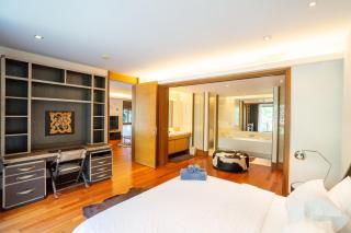 Suite of Naithon beachfront apartment - Nai Thon Beach - 9
