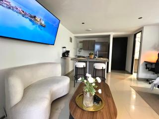 Modern Studio near Oviedo mall - 2