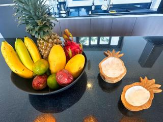 VILLA CHLOE - SEAVIEW - 4 Bedrooms - 1