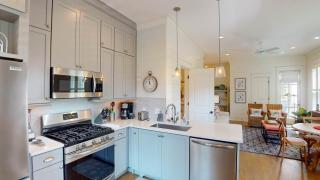 PAMMY'S OAKS AND SAND OCEAN OAKS Duplex - Jekyll Island - 3