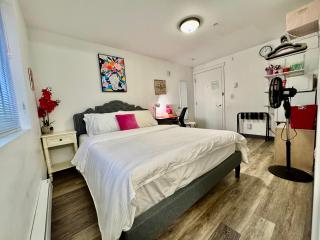 Micro Studio Apartment 10 Minutes Walk To University of Washington - Seattle - 6