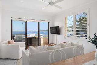 Del Mar - Shoal Bay - 2