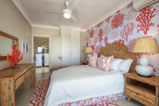 Stunning Sea Views - Beachfront Ballito sleeps 6 - 3