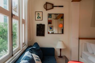 Stylish, High-Quality Studio with City Charm in D1 - Ho Chi Minh - 4