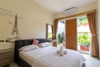 Family Only Villa with City View - De Reiz Spring Hills Syariah 4BR - Ciburial - 2