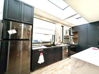 Stylish Villa Alma 18 Guests - Pool, KTV & BBQ - 1