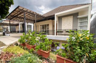 Family Only Villa with City View - De Reiz Spring Hills Syariah 4BR - Ciburial - 6