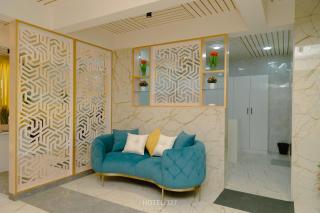 Hotel 327 - Bangalore - 6