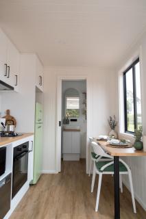 ARBY - Irvine Wines Tiny Home - 3