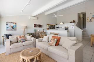 Cove Point 5 Stylish Cove Escape - Noosa Heads - 5