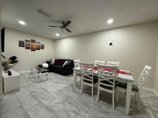 The Sunshine Nest in Lehigh - Lehigh Acres - 4